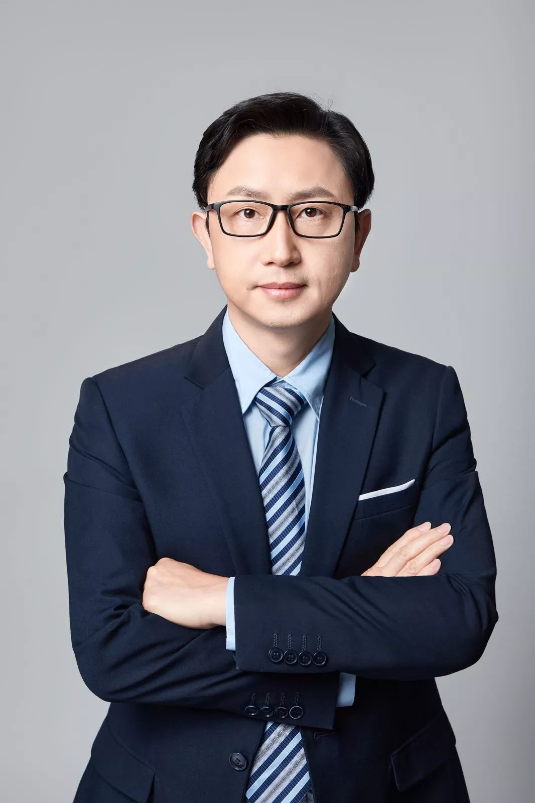 Tian Hui, Chief Executive Officer at Axbio